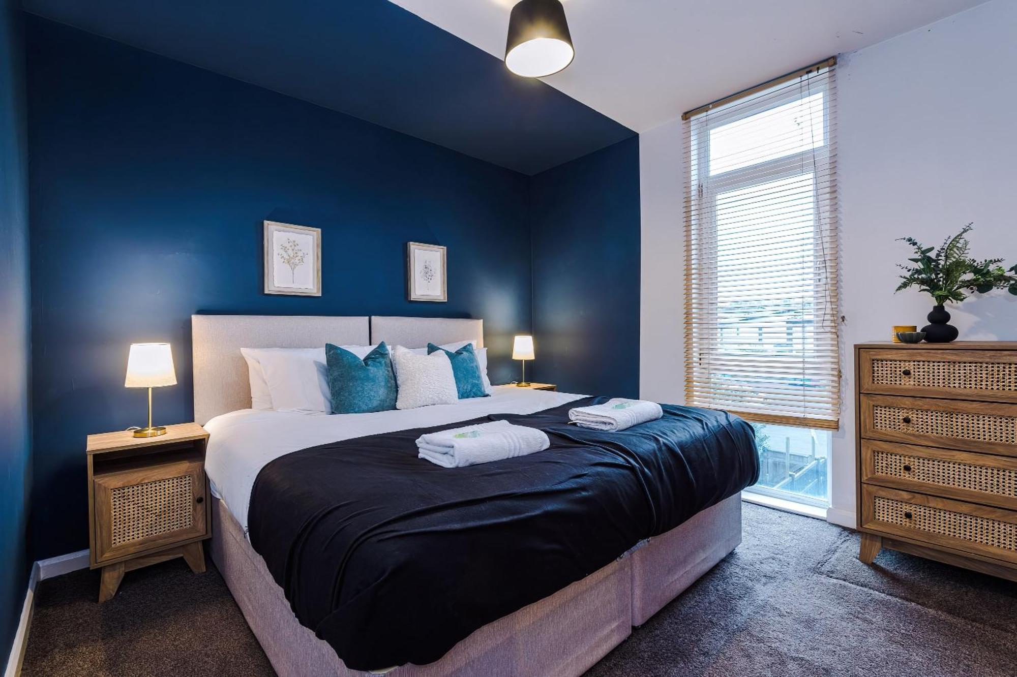 Rest&Recharge At A Spacious Townhouse By The Etihad Villa Manchester Bagian luar foto