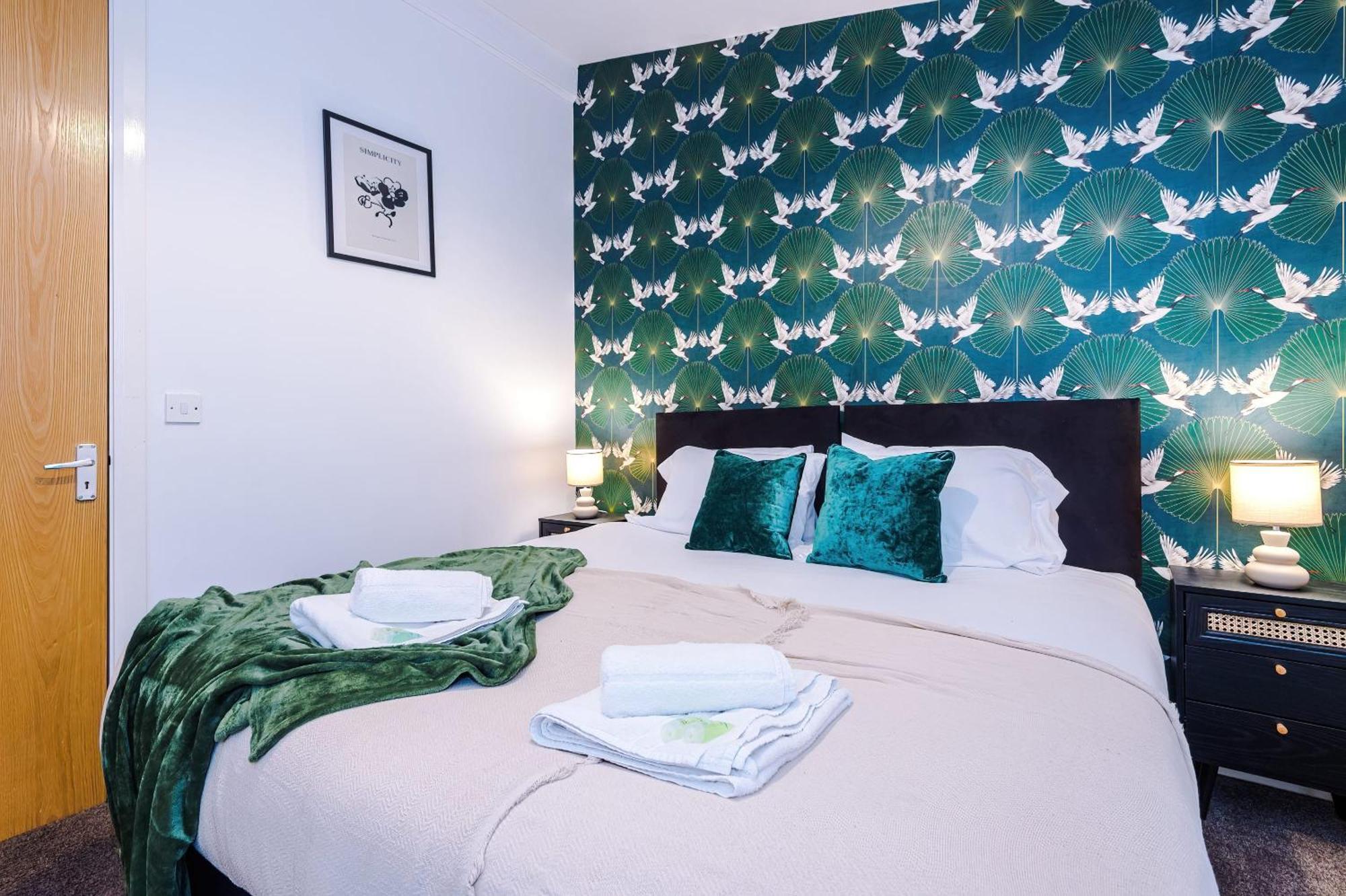 Rest&Recharge At A Spacious Townhouse By The Etihad Villa Manchester Bagian luar foto
