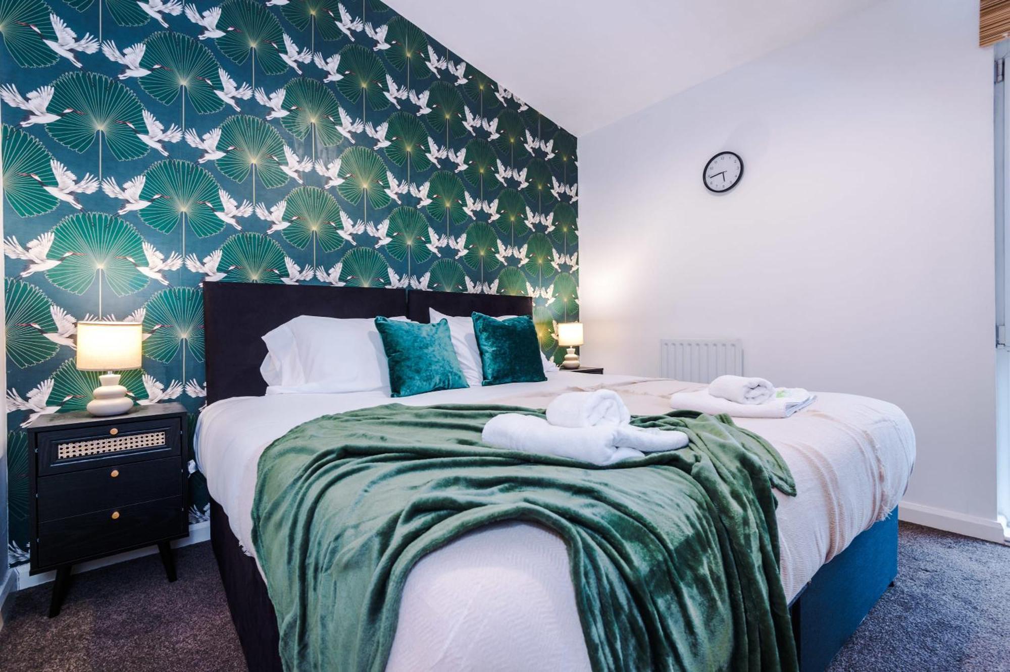 Rest&Recharge At A Spacious Townhouse By The Etihad Villa Manchester Bagian luar foto
